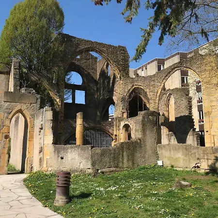 Pilier De La Fontaine - Avec Parking Apartment *